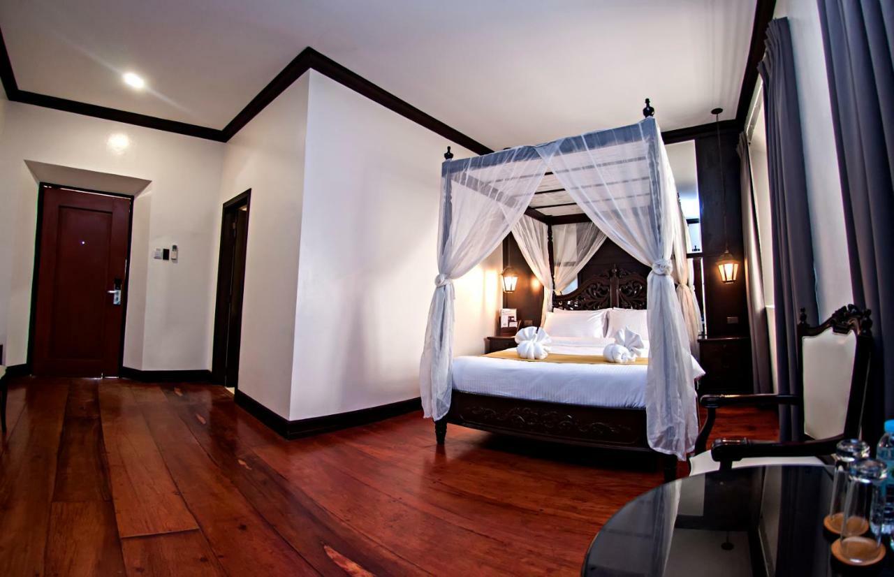 Vigan Plaza Hotel Exterior foto
