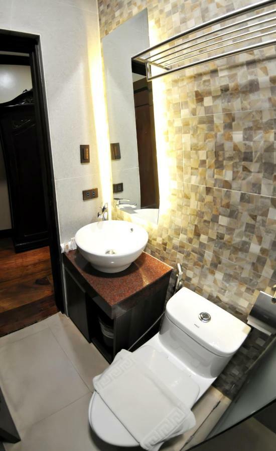 Vigan Plaza Hotel Exterior foto